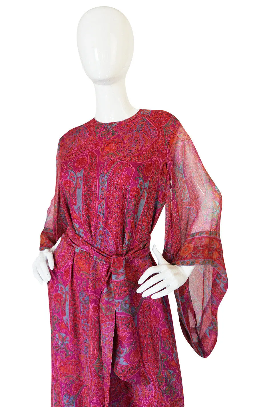 1970s Fine Pink Silk Chiffon Treacy Lowe Caftan Dress