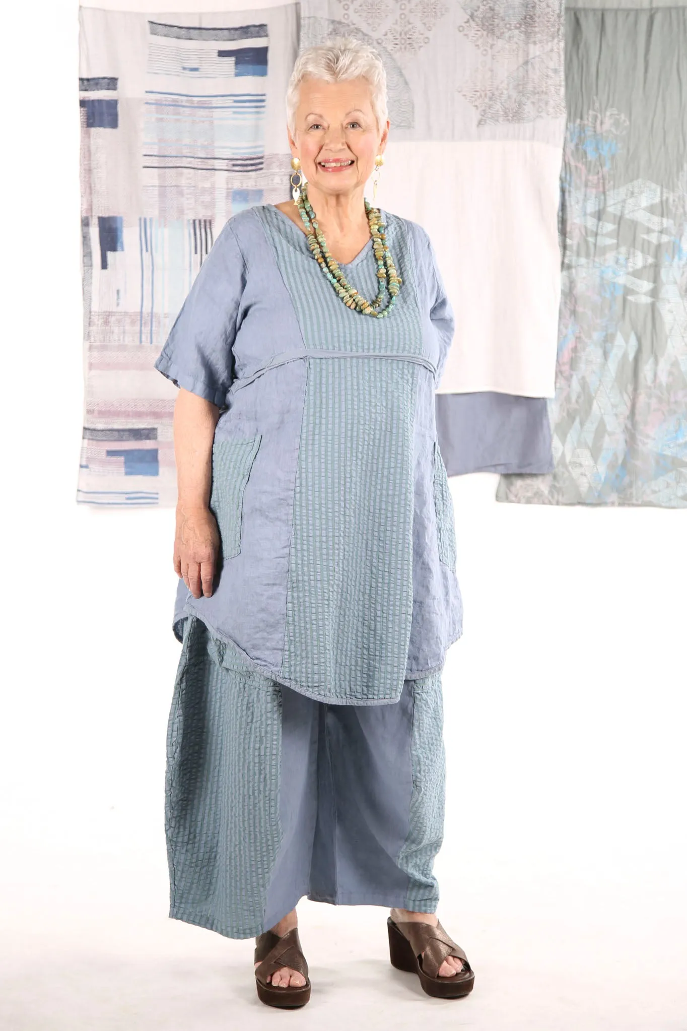 3240 Mojo Pant Summer Blue with herb stripe