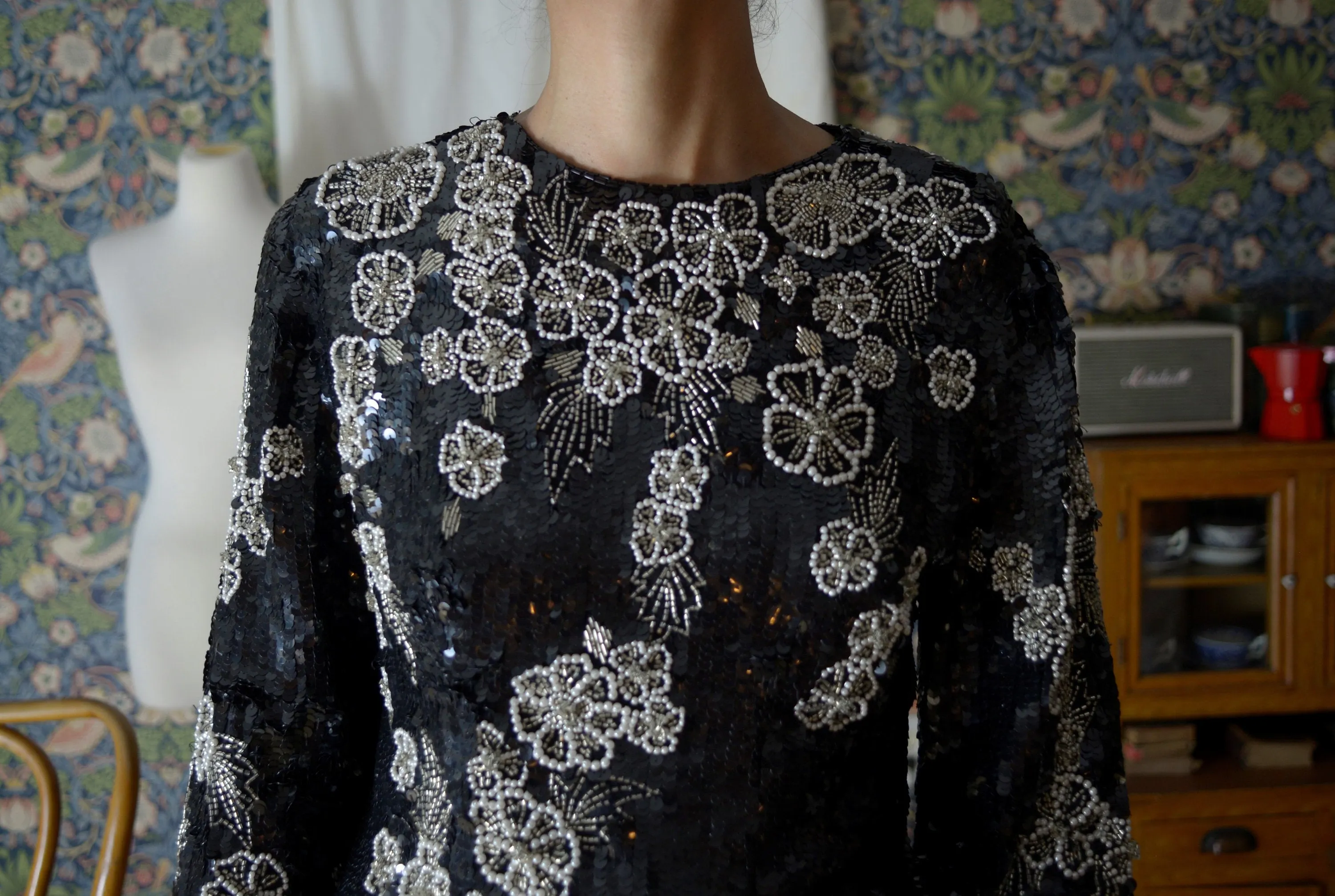 80s pure silk beaded floral pattern cut out hem blouse // small, 34" bust