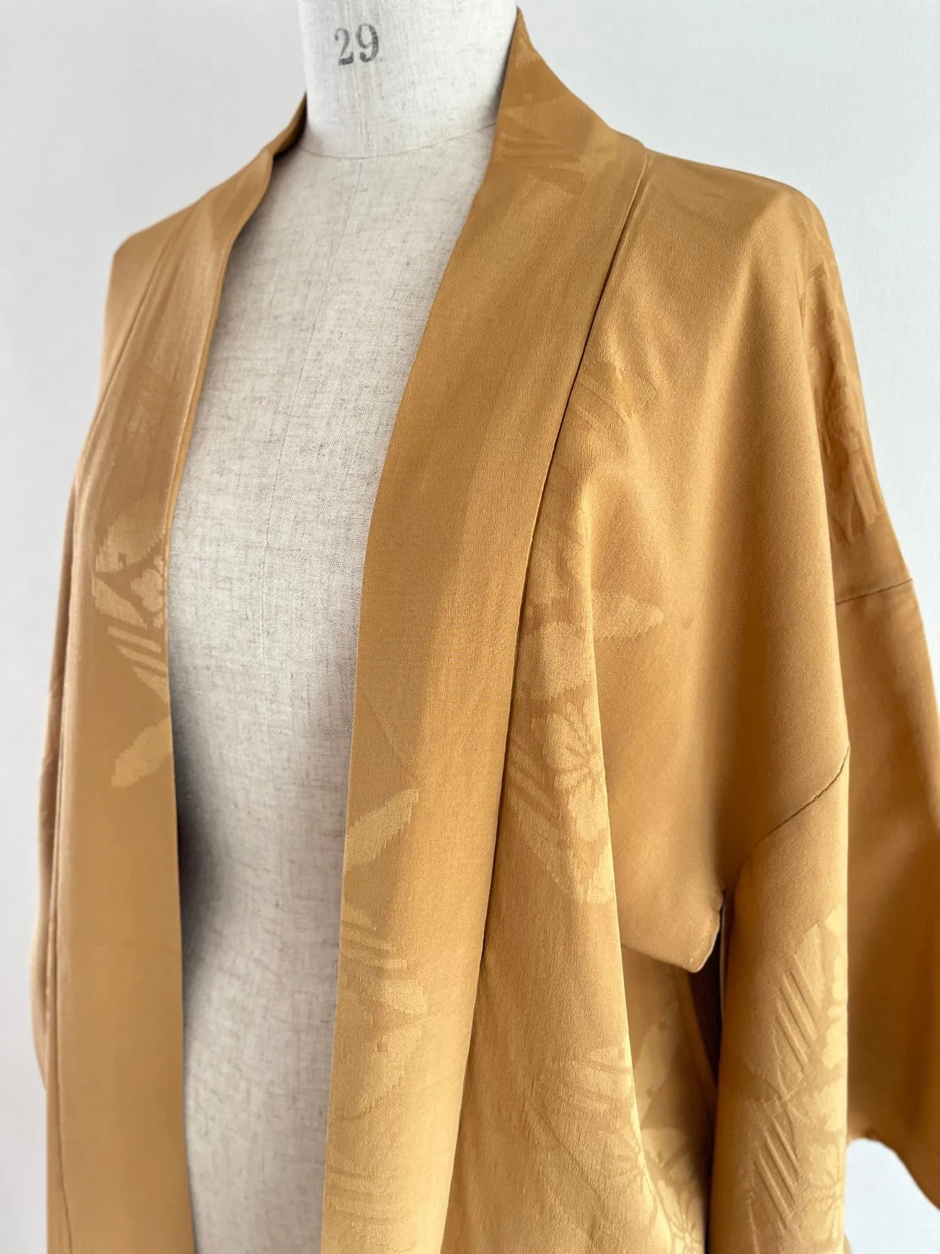 Beige Chrysanthemum Haori