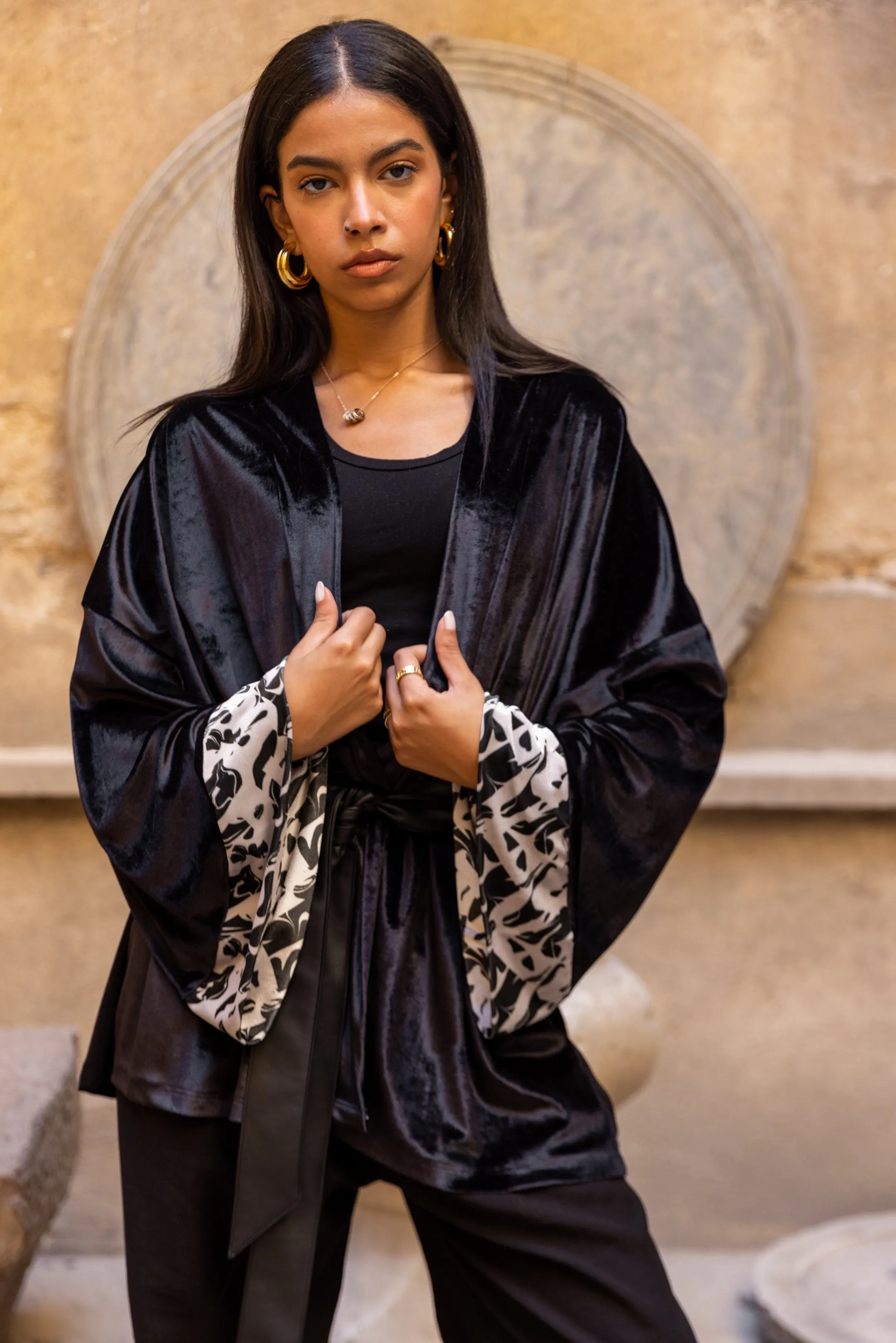 Black Short Kimono X Abstract