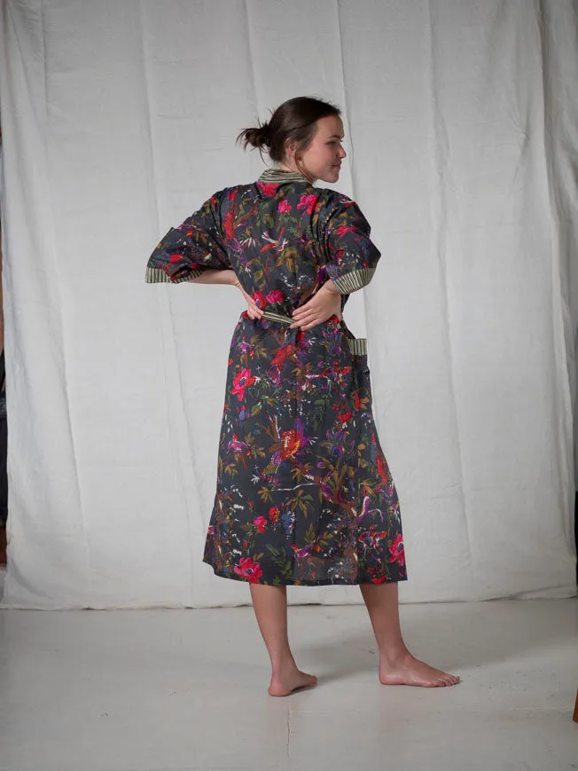 CHINOISERIE ORGANIC COTTON KIMONO_WASHED BLACK