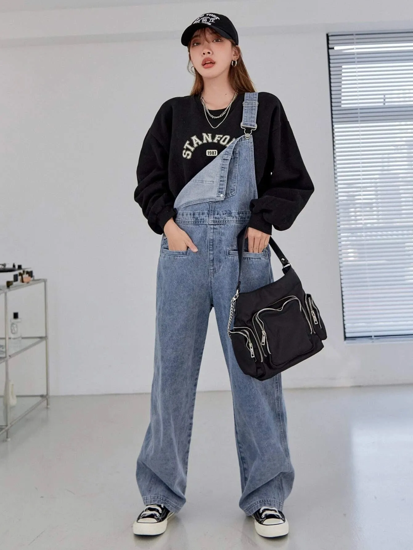 CM-JS918171 Women Preppy Seoul Style Light Wash Pocket Front Denim Overalls