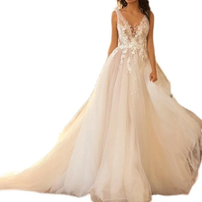 Deep V Neck Elegant Lace Small Tail French Wedding Dress