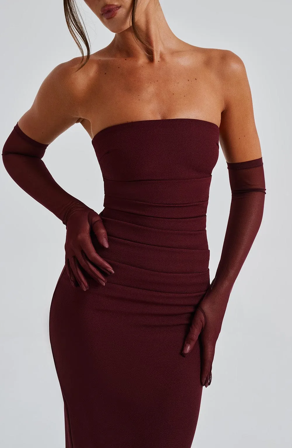 Eli Glove - Cherry Lacquer