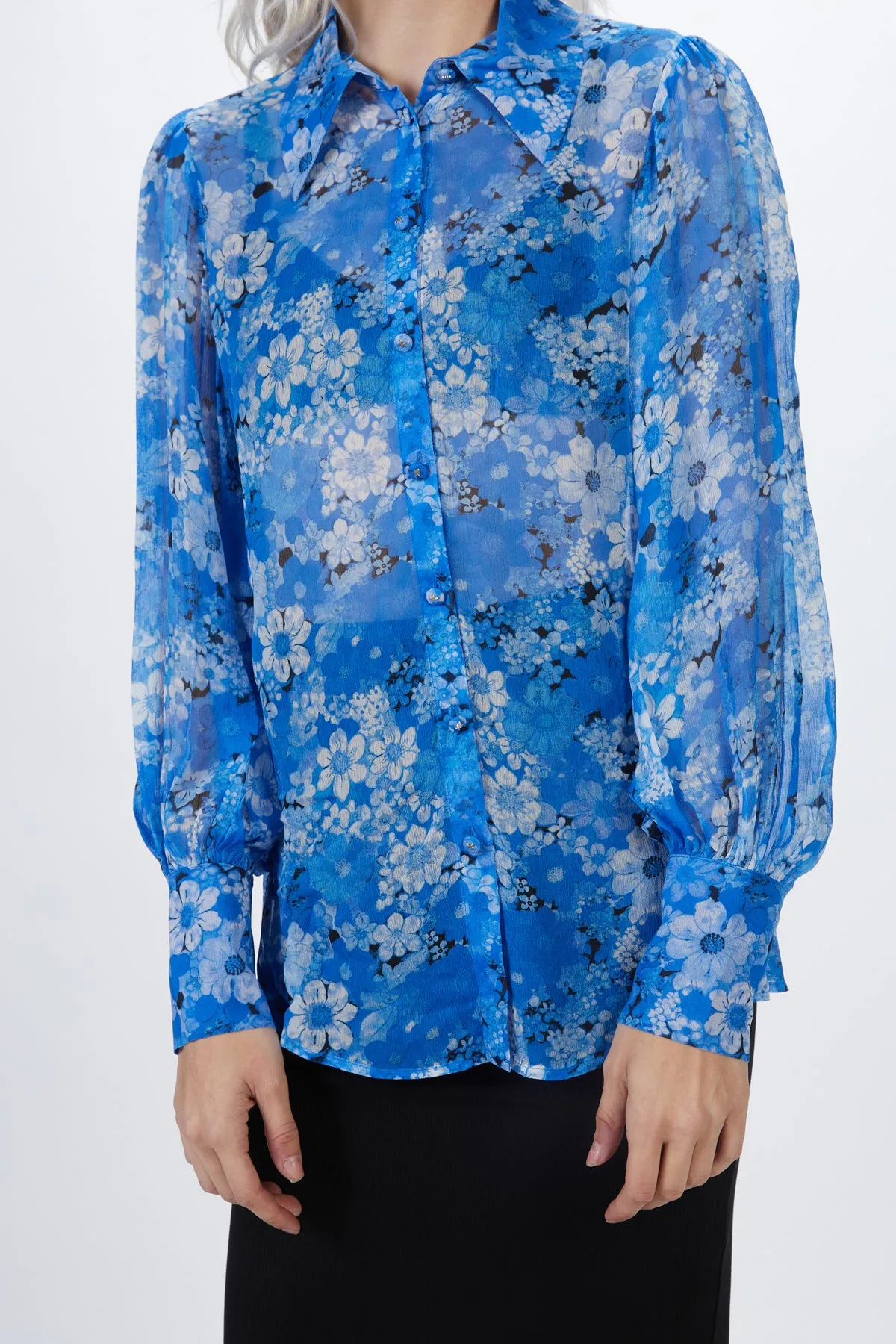 FLORAL-PRINT BLOUSE
