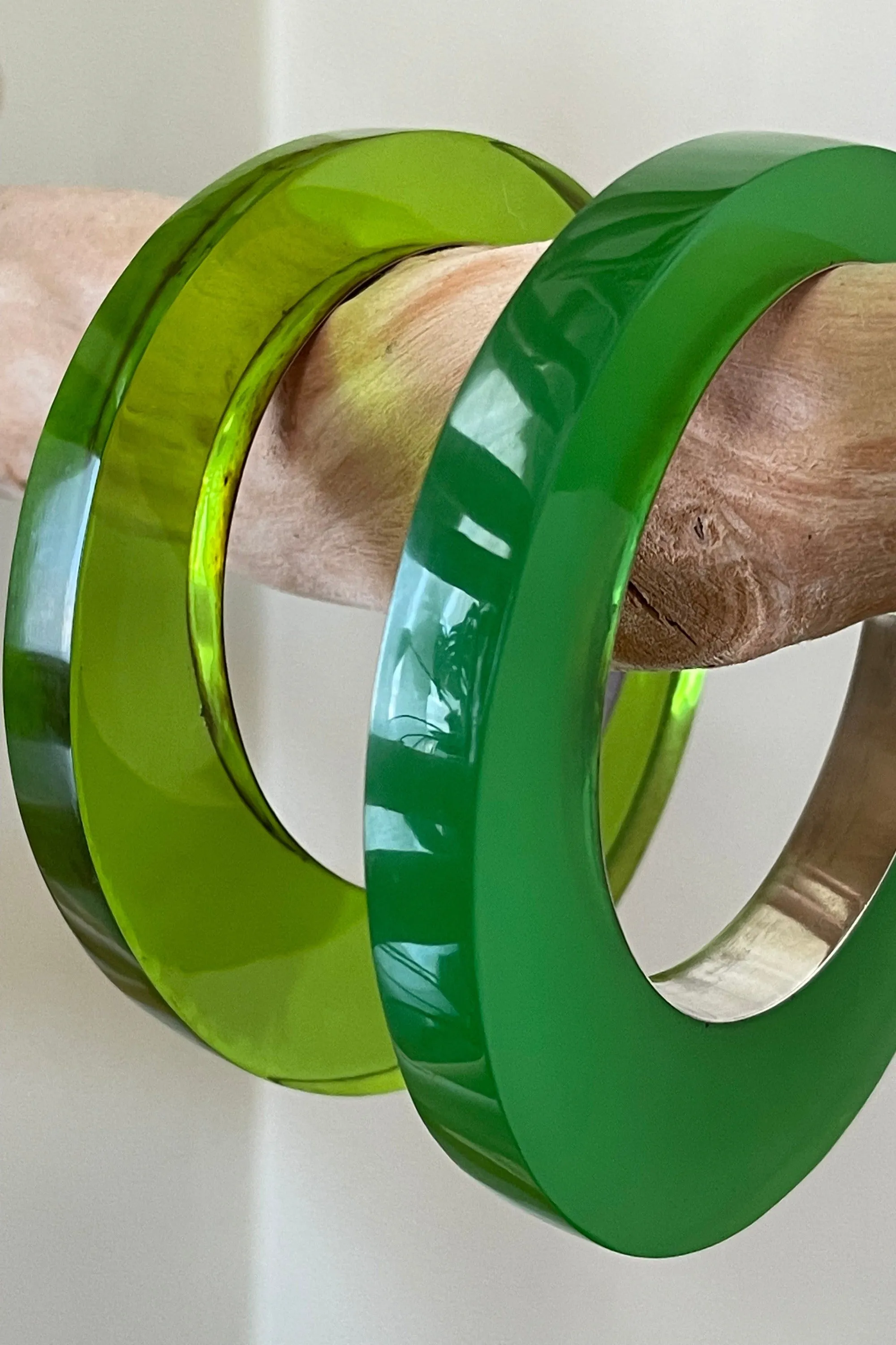 Iris - Resin Sterling Silver Bracelet - Jade