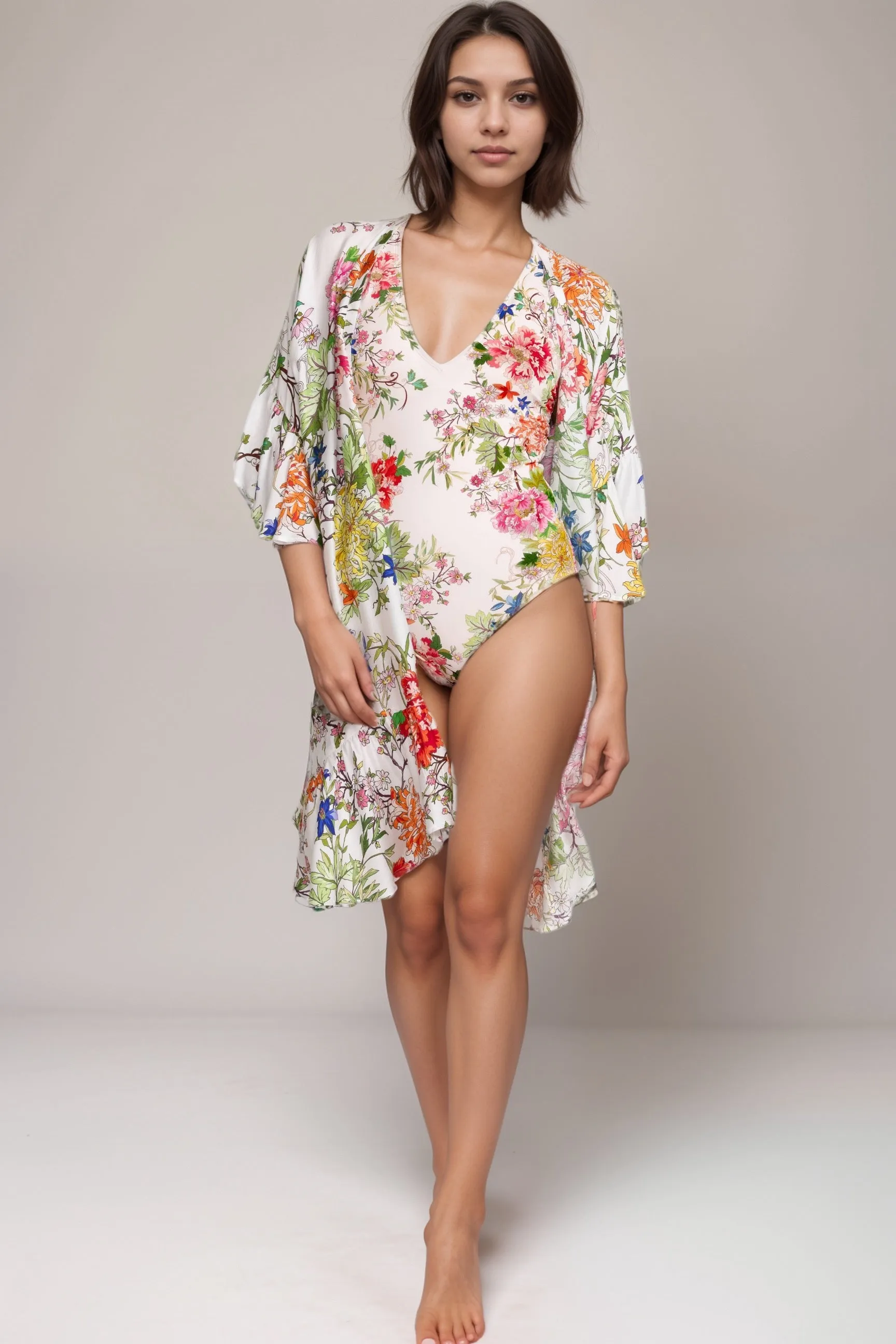 Johnny Was White Metalli Giorno Floral Ruffle Kimono CSW0424-A