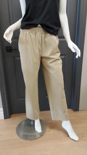 Lululemon beige pants M