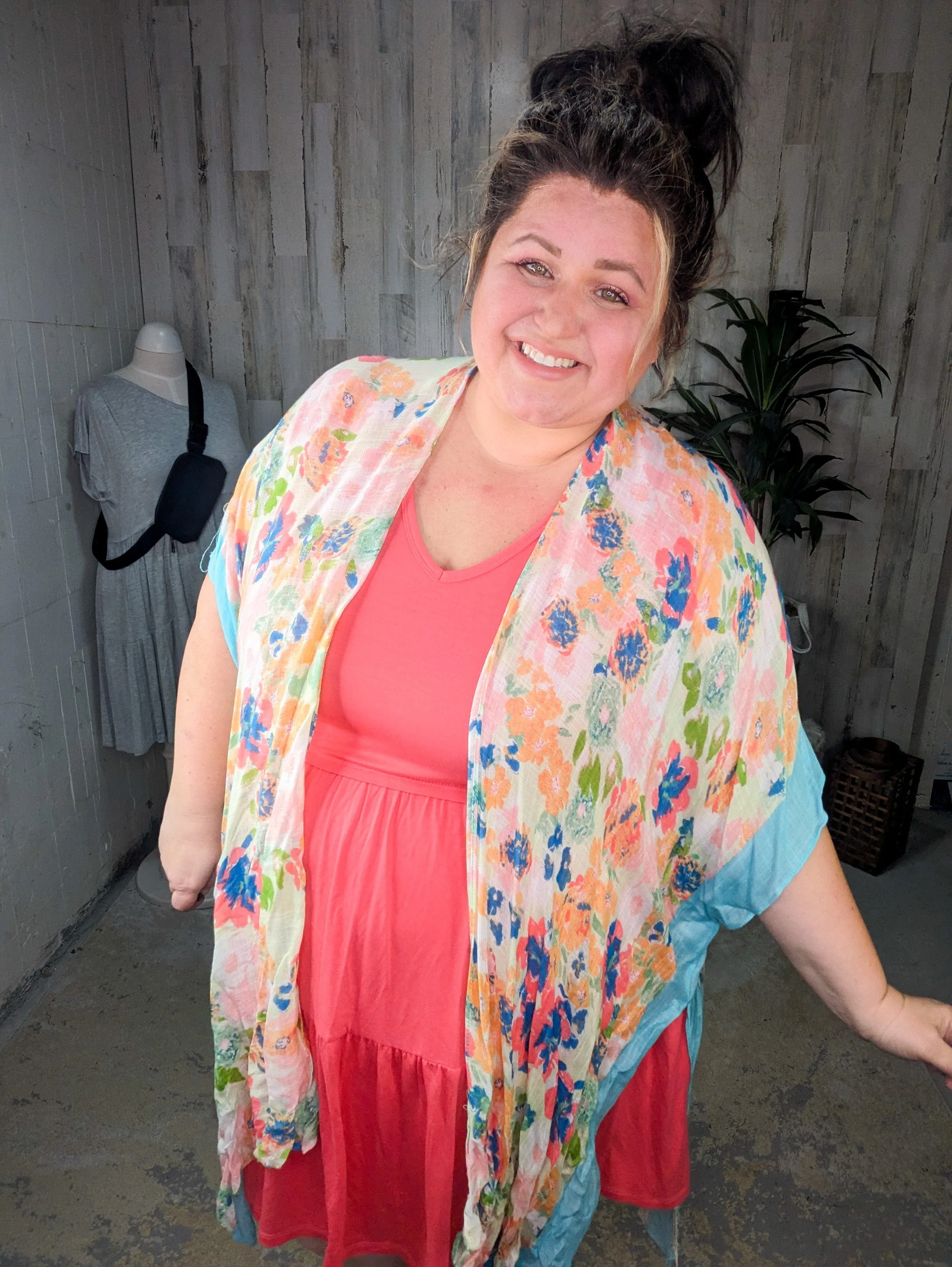 Marian Aqua Trimmed Spring Floral Kimono