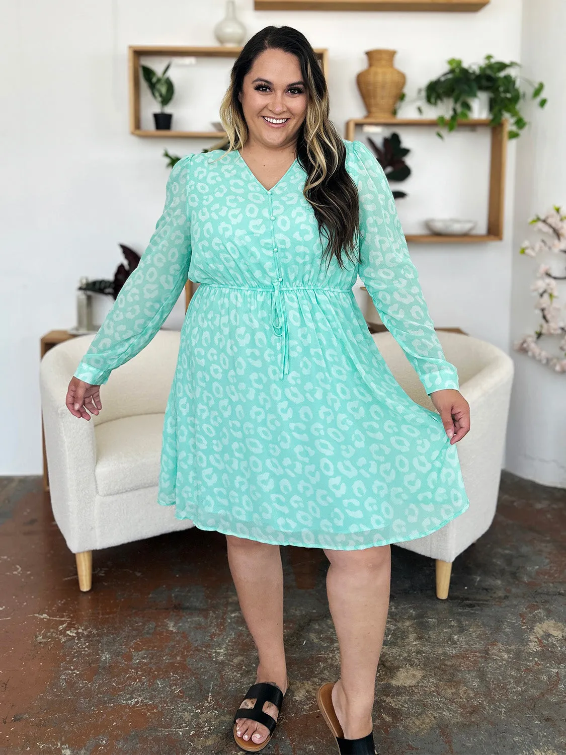 Printed Ruched V-Neck Long Sleeve Dress