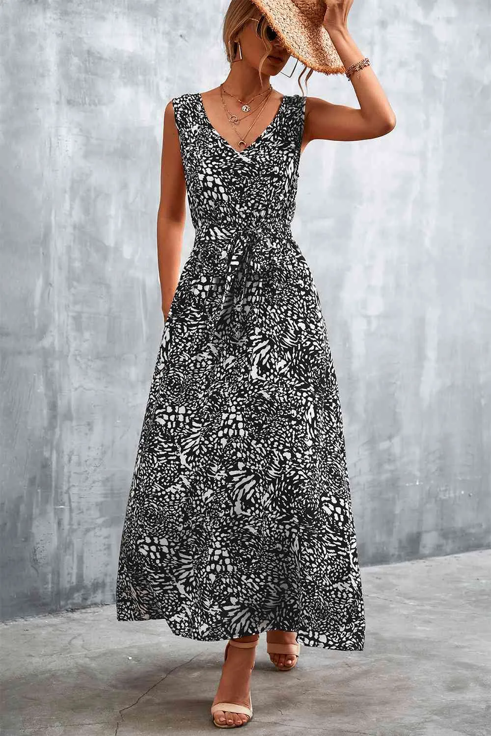 Printed V-Neck Tie Waist Maxi Dress (3 Colors)