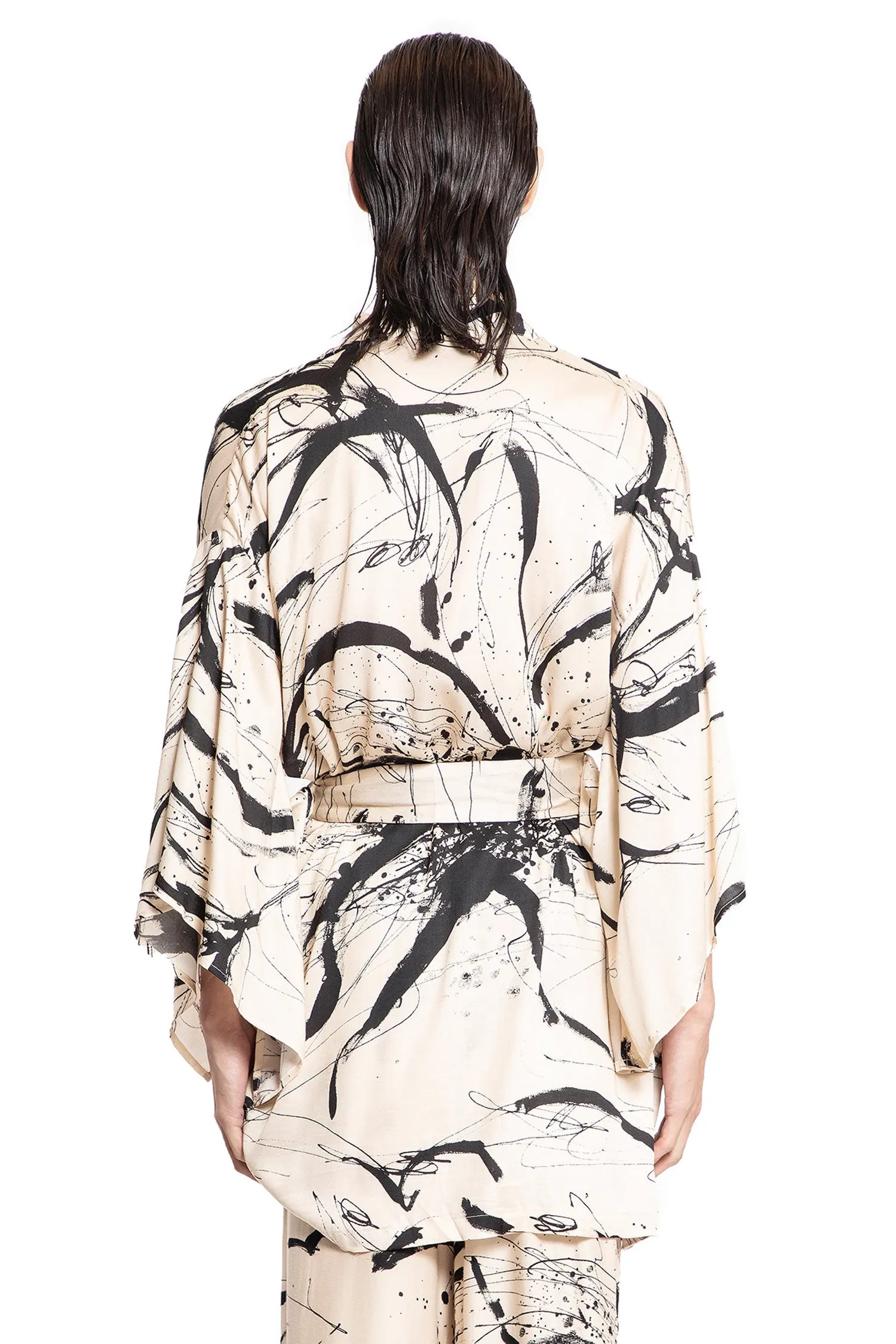Script Kimono in Cream