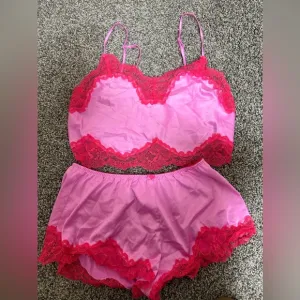 SKIMS VDAY SATIN PAJAMAS SET