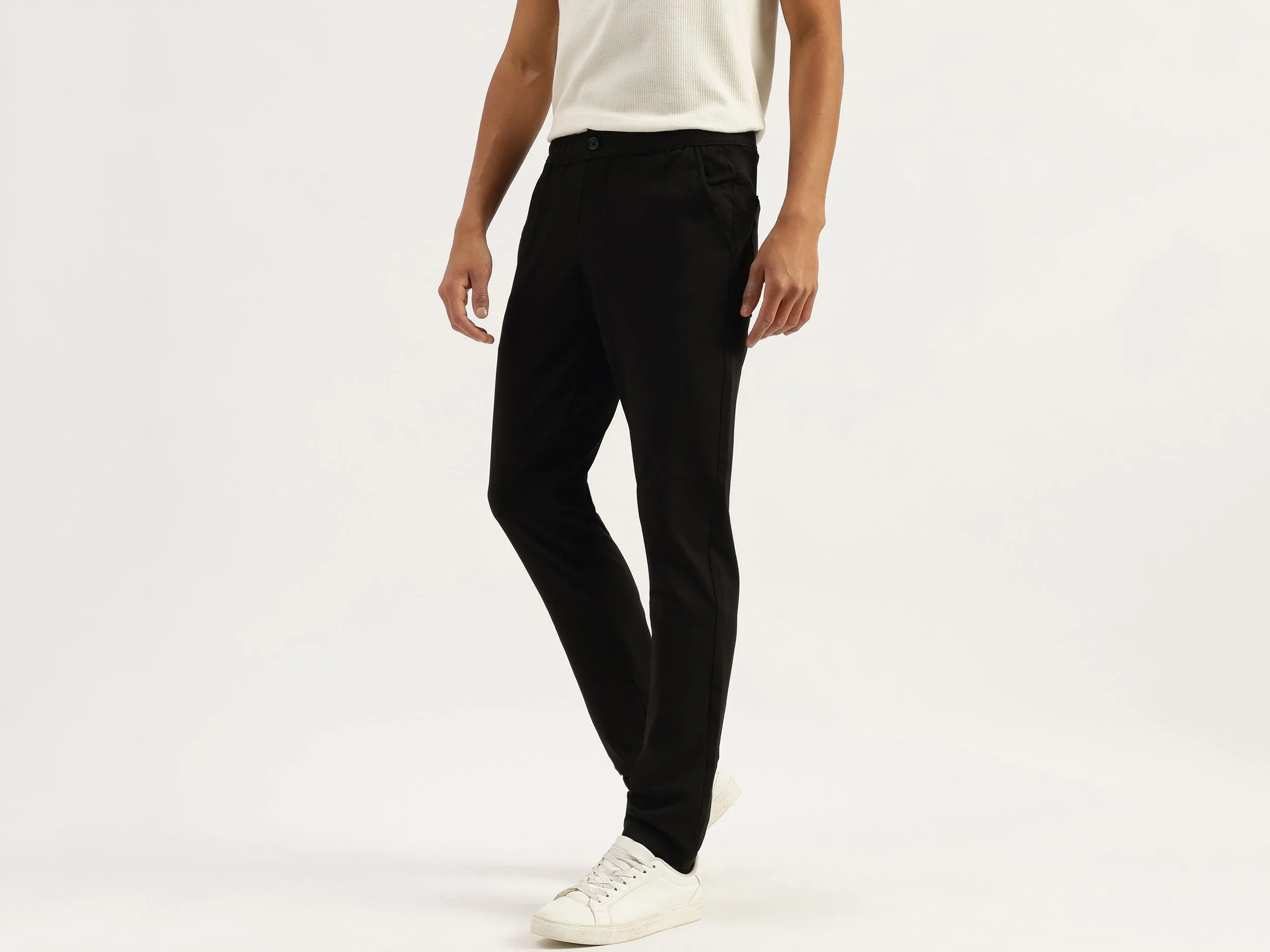 Textured Relaxed Fit Seersucker Pant