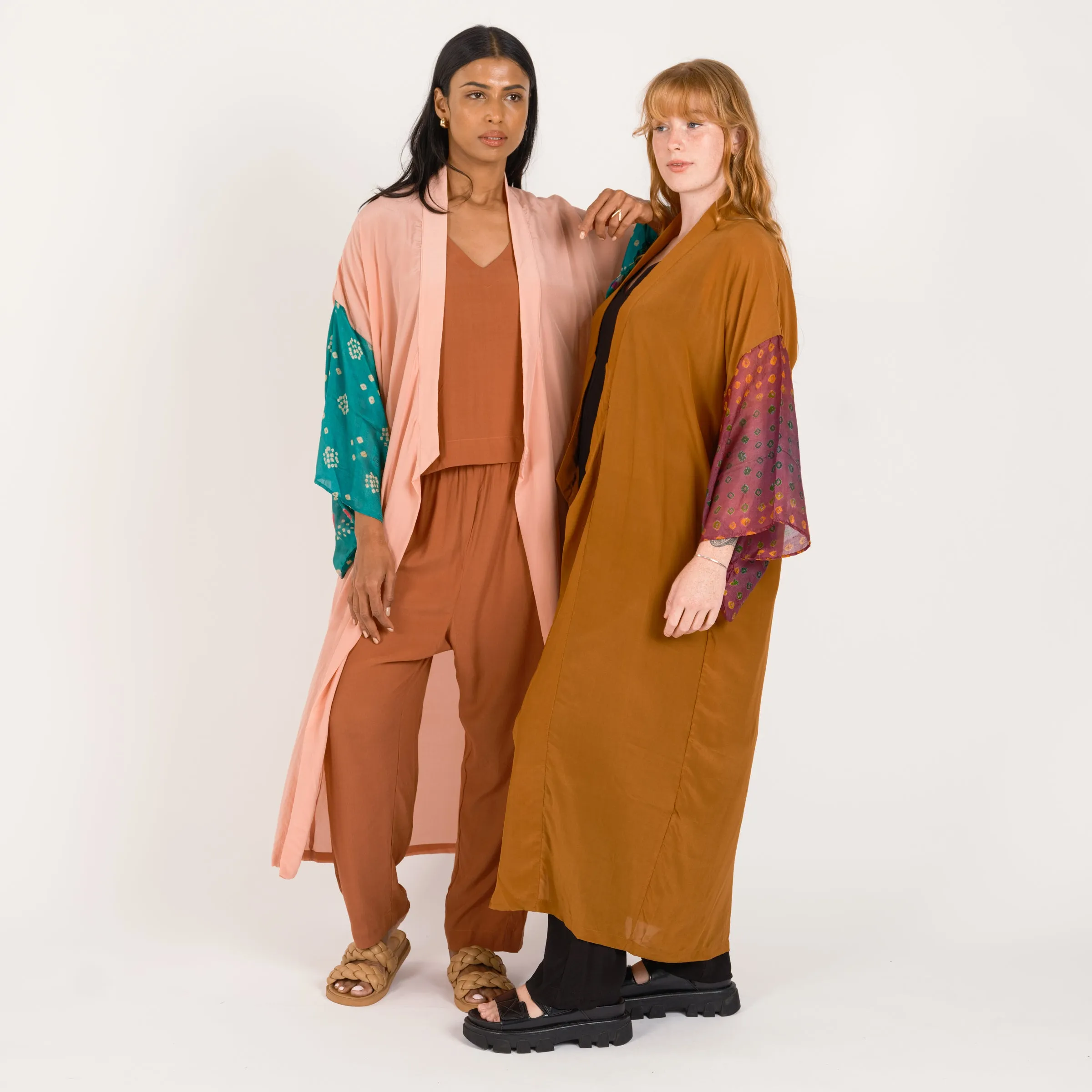 THE LONG SILK BANDAHNI KIMONO Pink and Jade