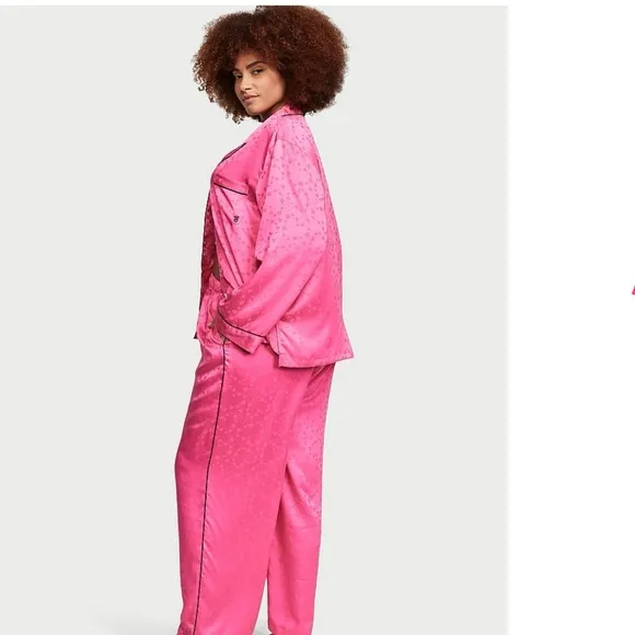Victoria Secret iconic signature heart print Satin Long Pajama Set
