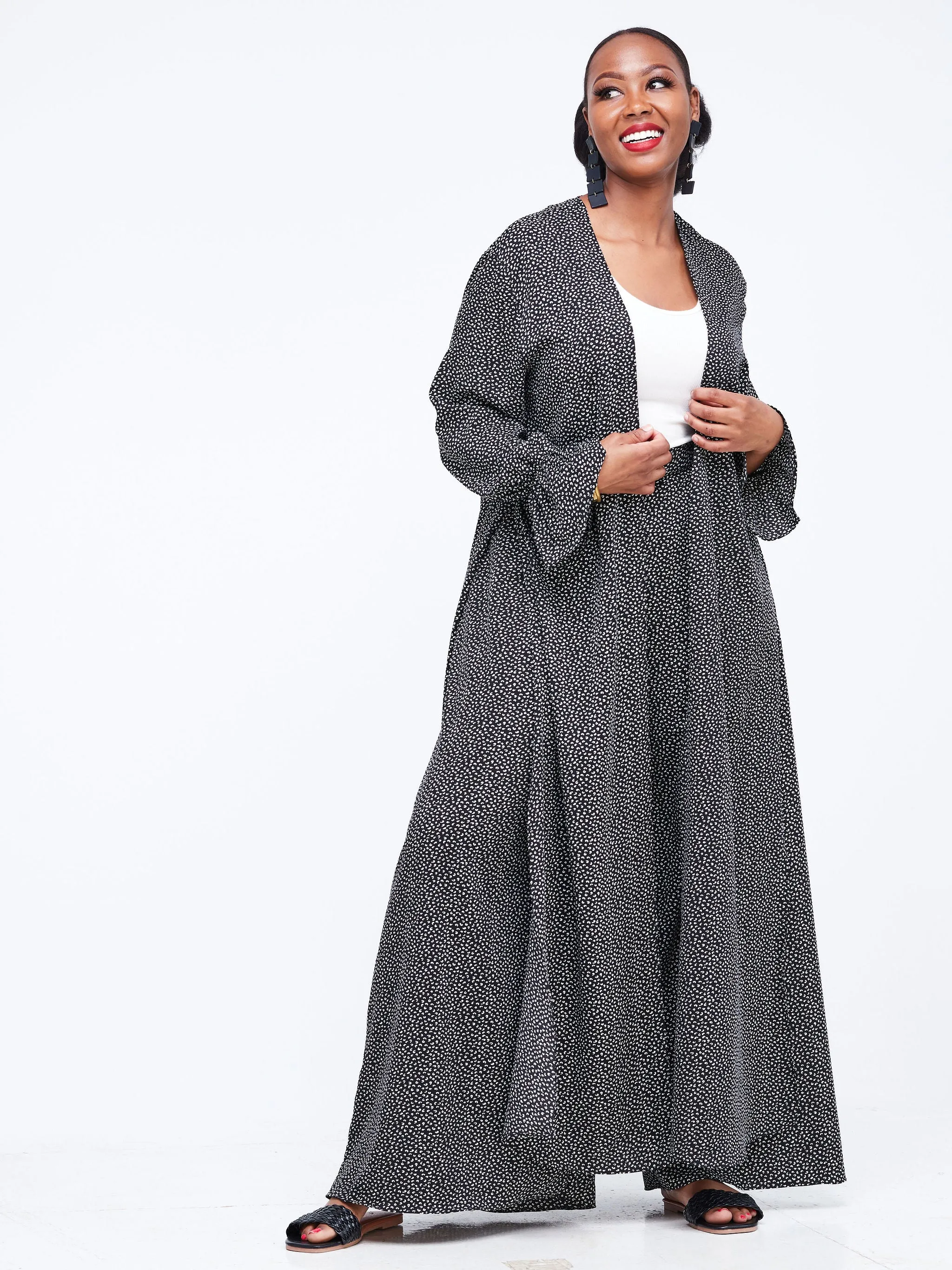 Vivo Jema High Slit Maxi Kimono - Black / White Abstract Print