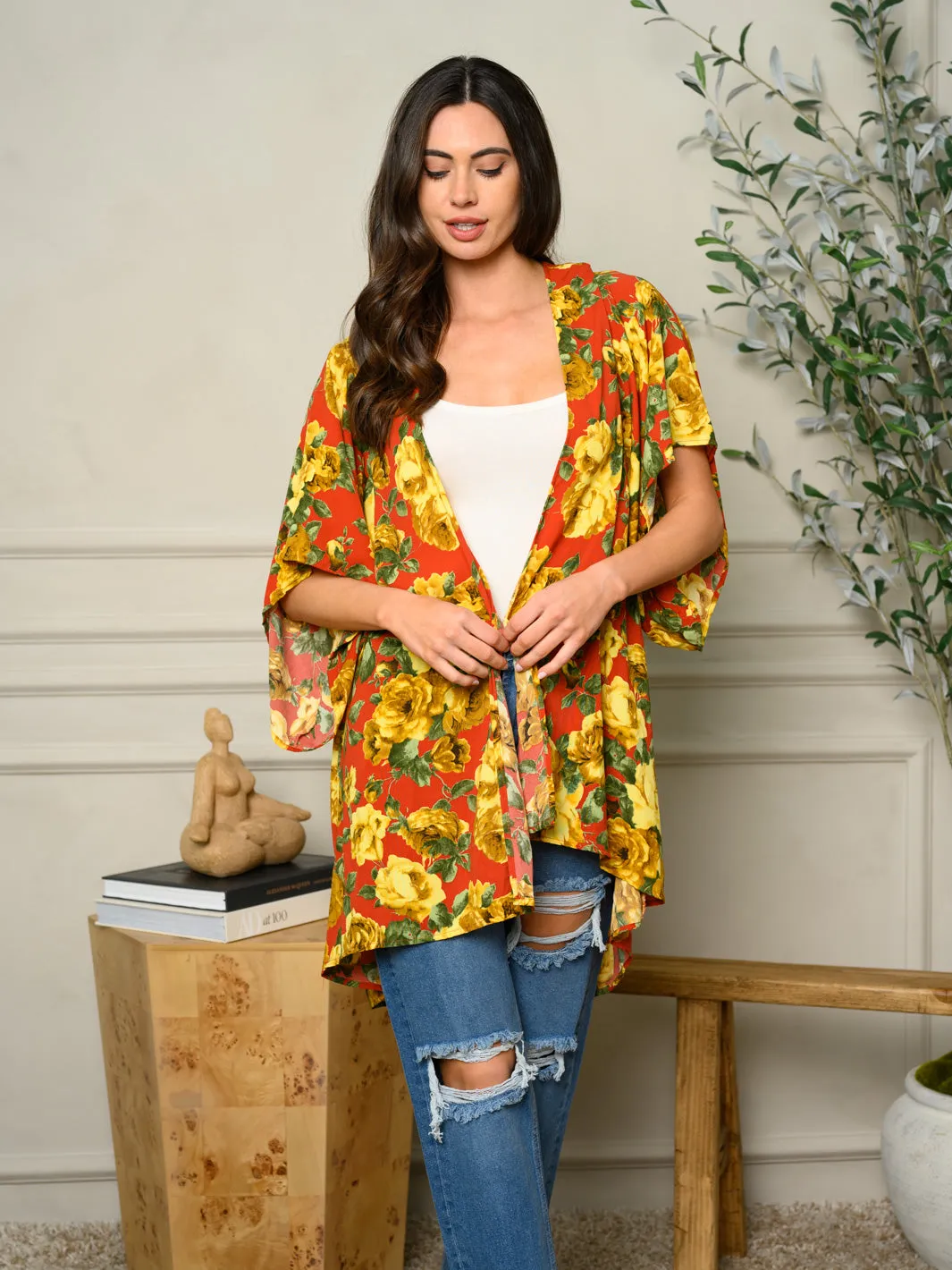 WOMEN'S SHORT SLEEVE FLORAL KIMONO