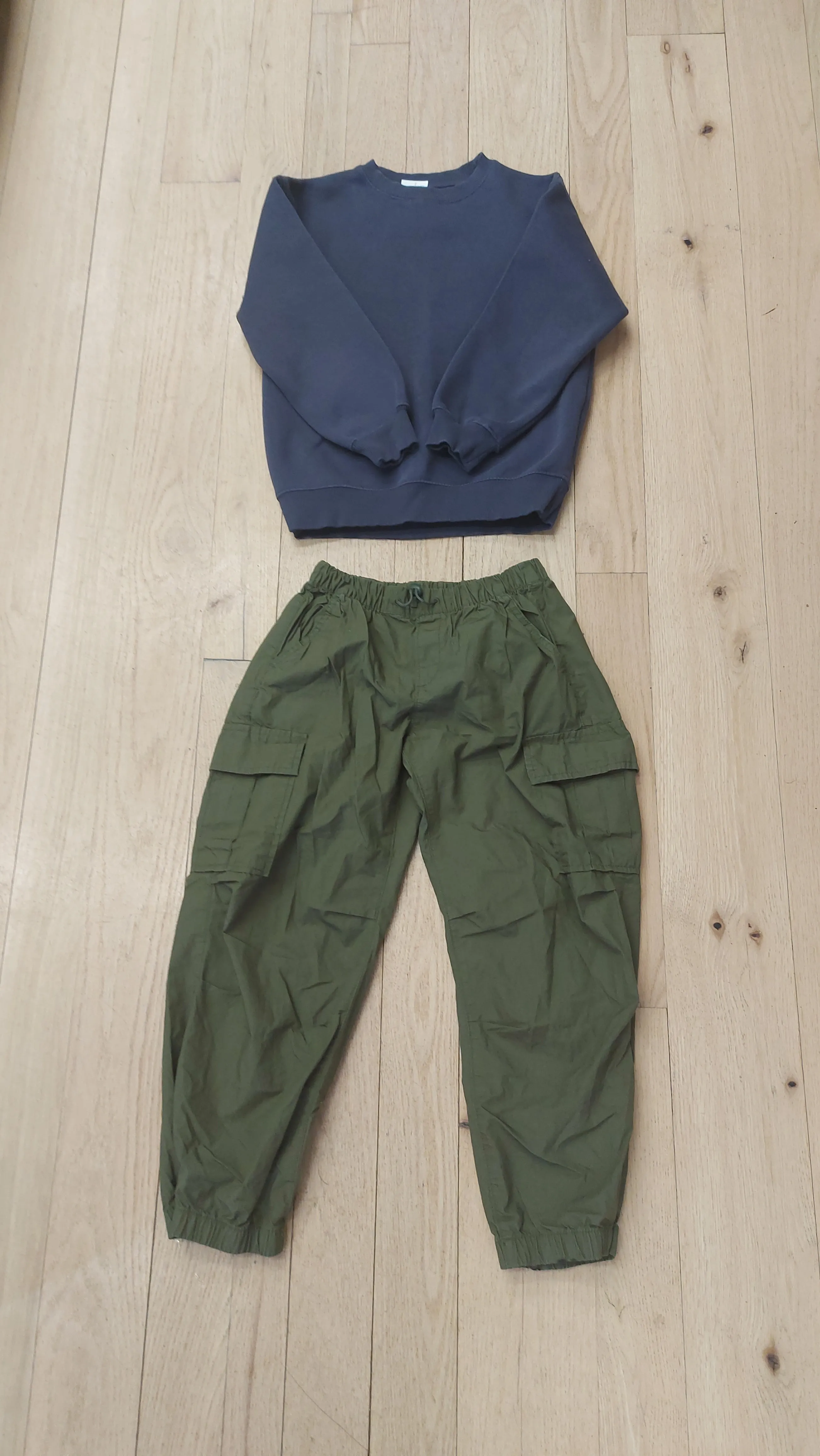 Zara green pants 8
